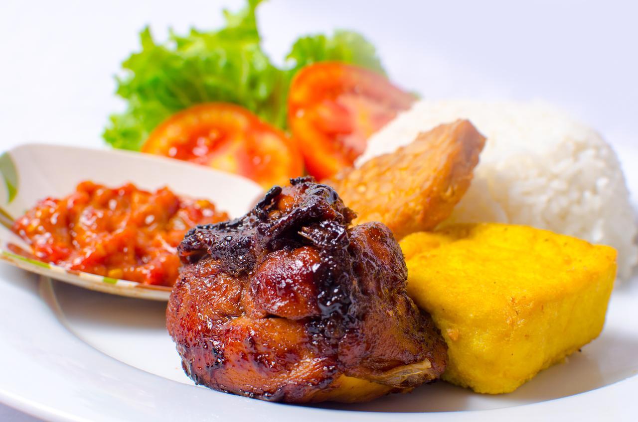 Fora Guest House Taman Lingkar Bandung Dış mekan fotoğraf