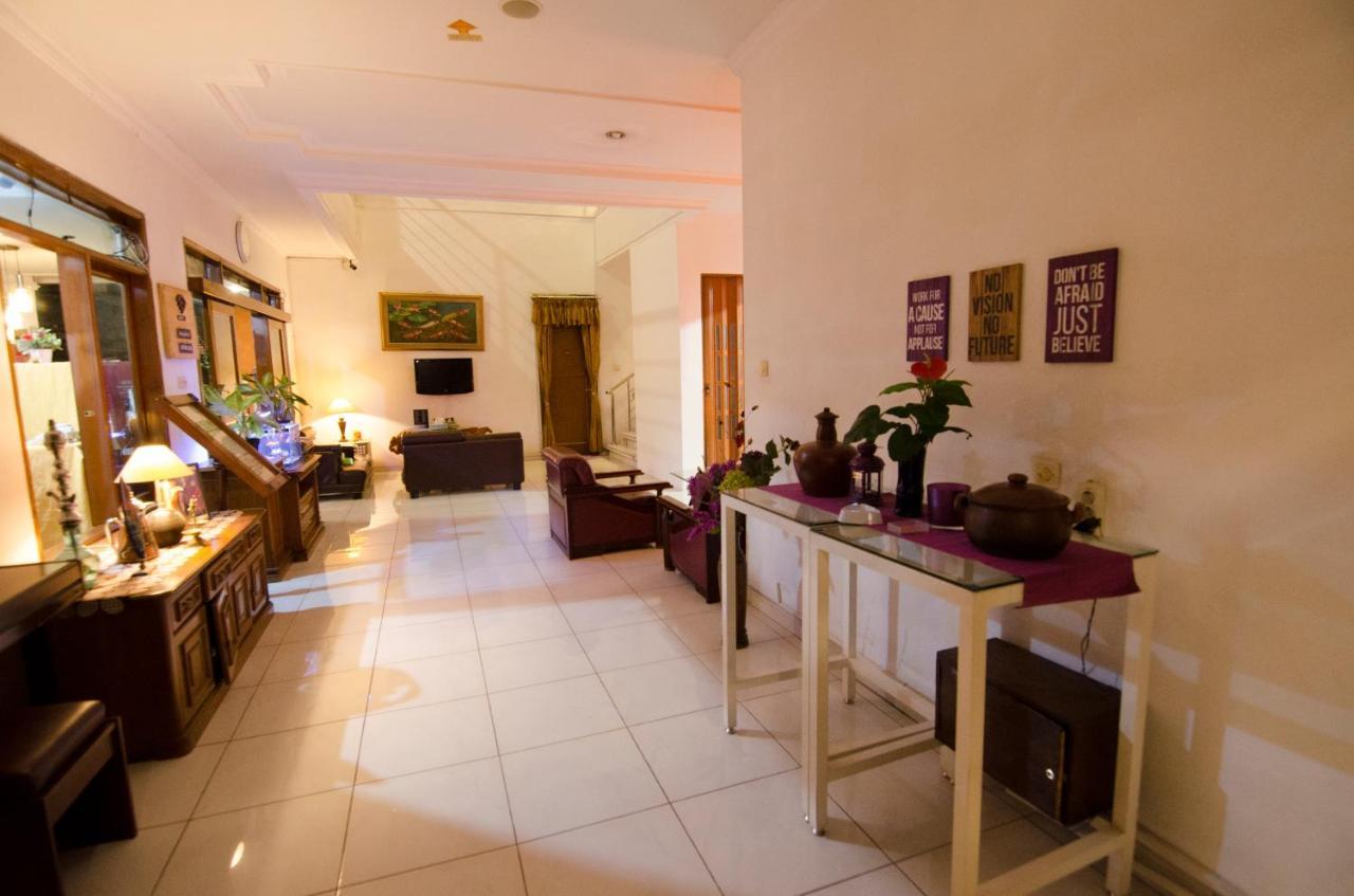 Fora Guest House Taman Lingkar Bandung Dış mekan fotoğraf
